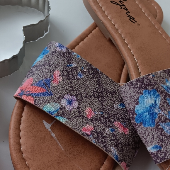 Ipanema Kids Sandals with Floral Pattern - Picture 3 of 6